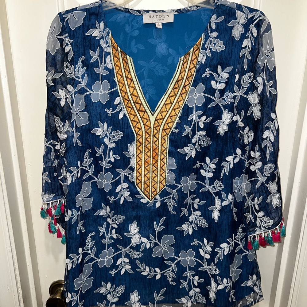 Adorable tassel blouse